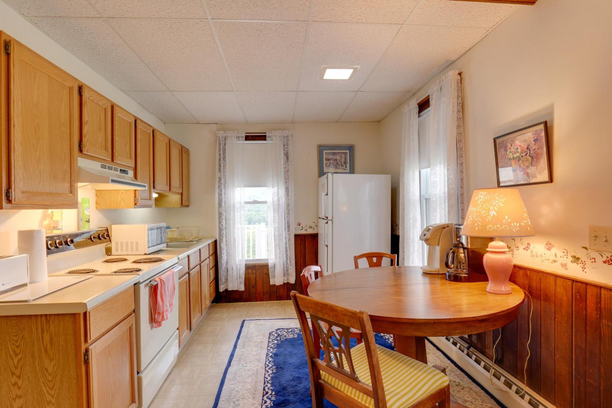 Lawrenceville Apartment With Deck Near Gaming Lands! المظهر الخارجي الصورة